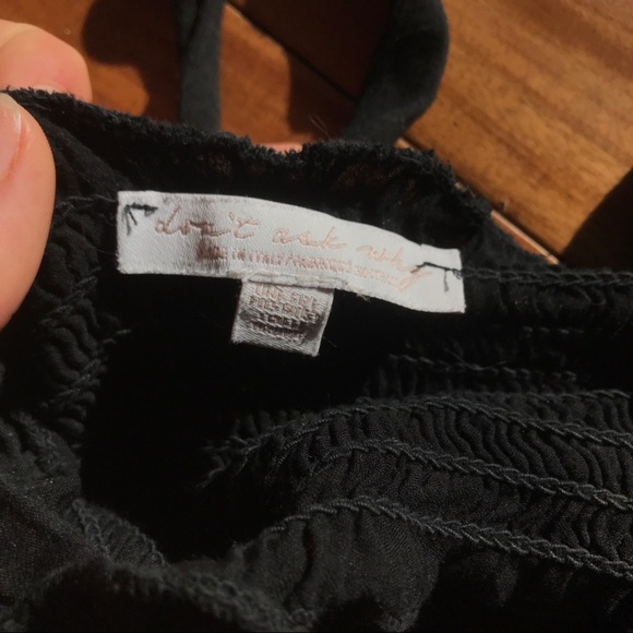 FLOWY BLACK TANK - Picture 3 of 4